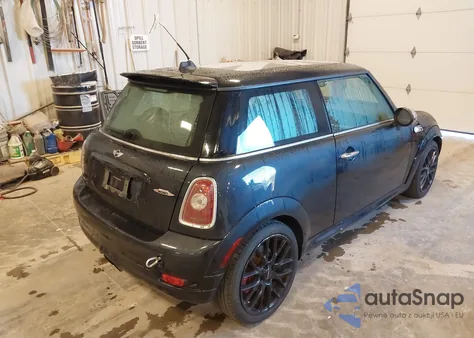 2009 Mini John Cooper Works from USA, damaged, VIN WMWMF93529TF96428